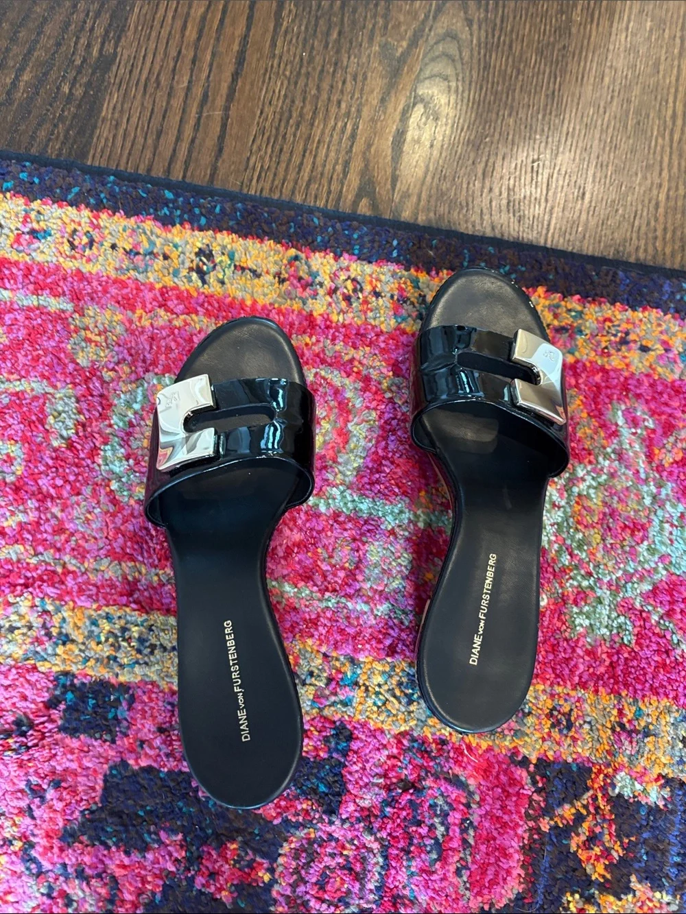 Diane Von Furstenberg Black Patent Slide Sandals with Gold Buckle - Kids